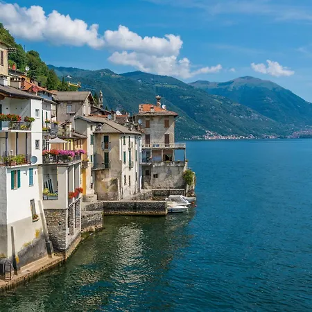 Laglio Deluxe * Carate Urio